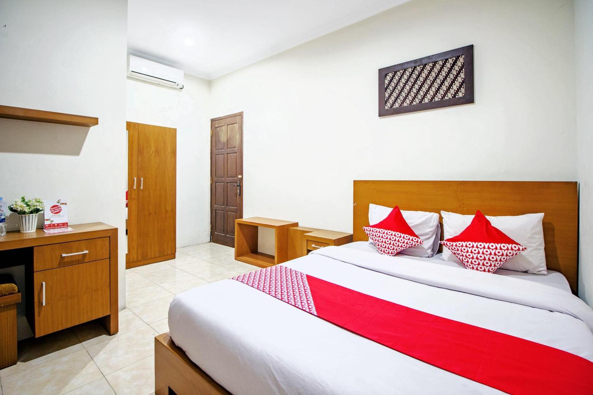 Super Oyo 250 De'Gadri Ndalem Hotel Jarakan Exterior foto